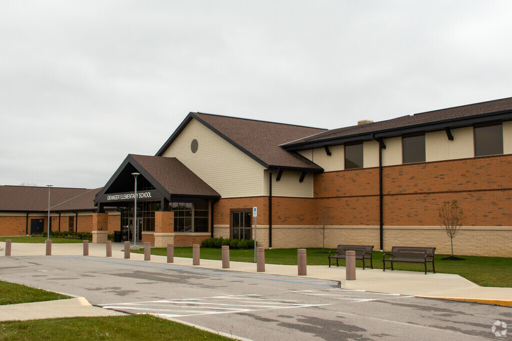 Granger Elementary School provides education in the neighborhood of 
Outlying Medina County