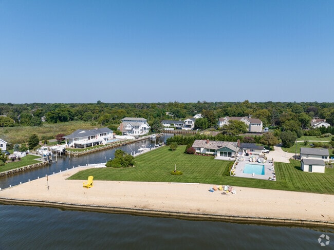 You can find lavish estates on the water in Bayport.