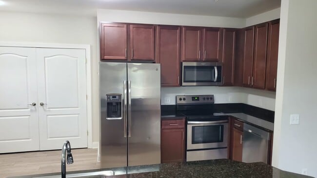 3000 Fountainview Cir unit 315, Newark, DE 19713 - photo 3