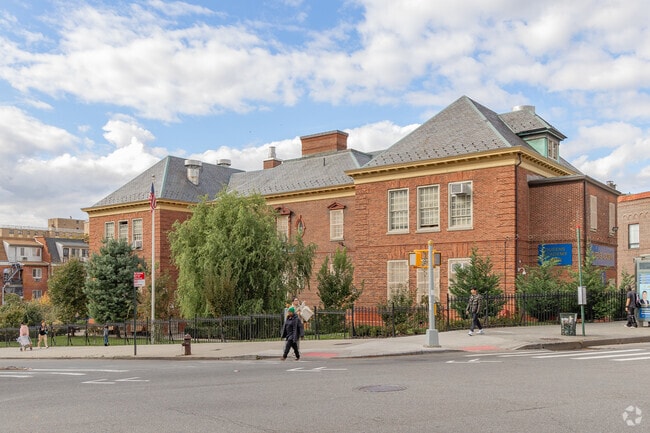 Queens Academy High School is ranked #13,261 in the national rankings.