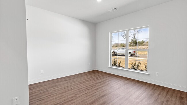 101 Kentucky Way, Clinton, MS 39056 - photo 5