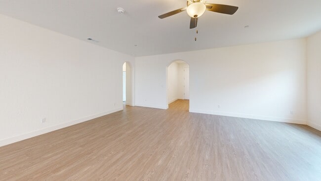 3821 Via Santa Barbara, Madera, CA 93637 - photo 3