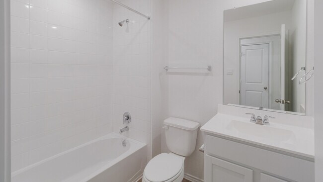 311 Santo Domingo Rd, Bastrop, TX 78602 - photo 6