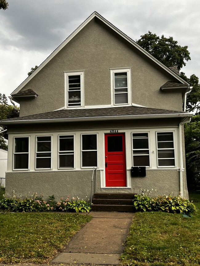 1711 3rd Ave N Unit A, Minneapolis, MN 55405