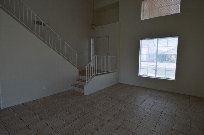 3632 Sable Palm St, North Las Vegas, NV 89032 - photo 2