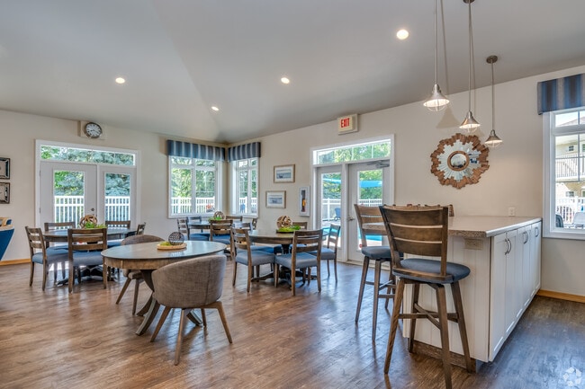 Scheuring Heights Apartments, de Pere, WI 54115 - photo 3