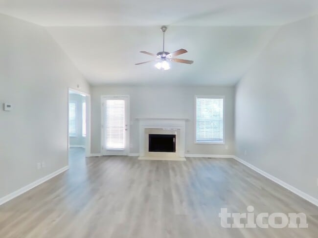 38 Stonemont Ct, Douglasville, GA 30134 - photo 2