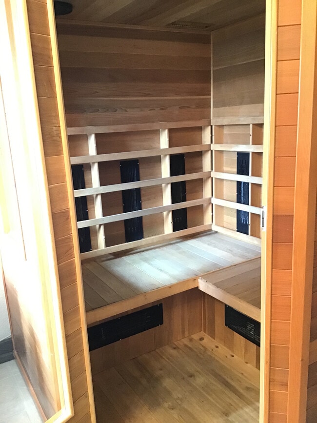 Deluxe sauna