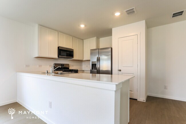 3048 Titan Spgs Dr, Saginaw, TX 76179 - photo 7