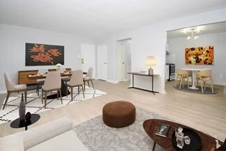 7200 Marion Ave Unit 427, Levittown, PA 19055