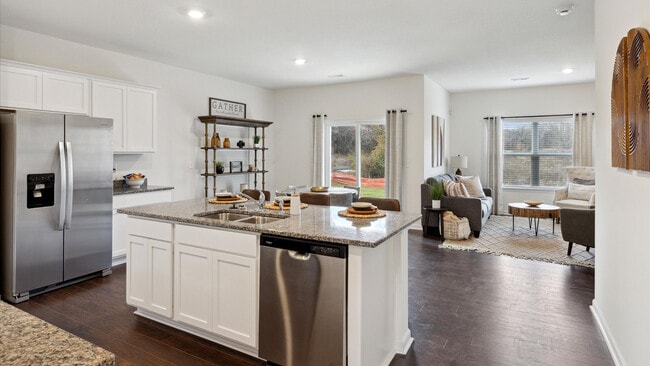 937 Jerry Price Dr, Knoxville, TN 37920 - photo 5