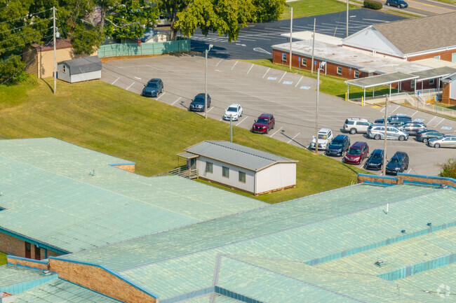 Spring Hill Elementary School has a portable for additional classrooms in Spring Hill.