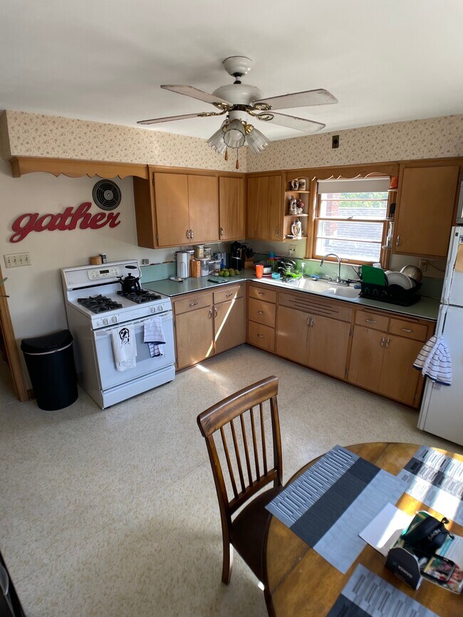 Kitchen2