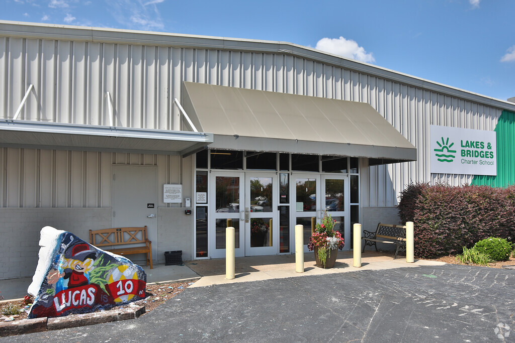 Lakes and Bridges Charter School