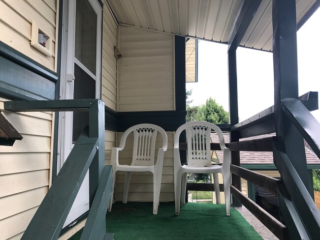 427 W Pleasant St unit 2, Mankato, MN 56001 - photo 4