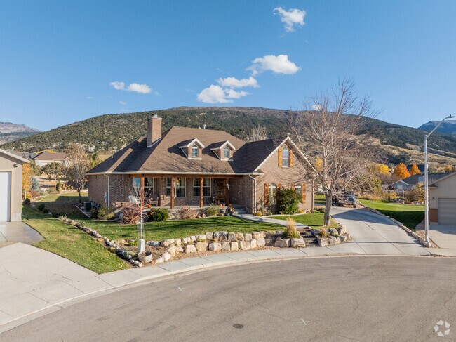Modern contemporary home in Ephraim.