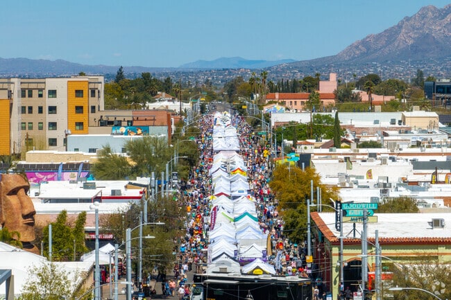 The 4th Avenue Street Fair is held bi-annually and is only minutes from the Amphi neighborhood.