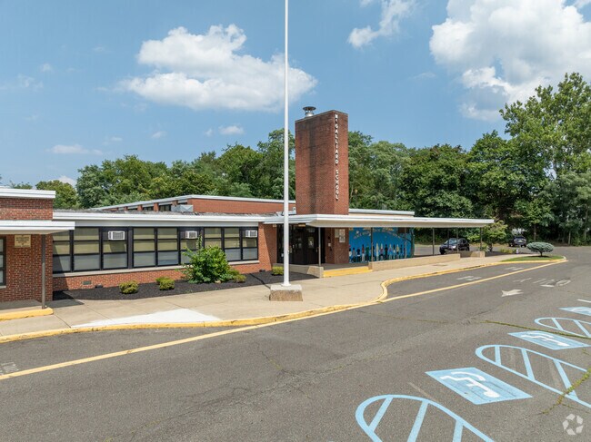 McGalliard Elementary School