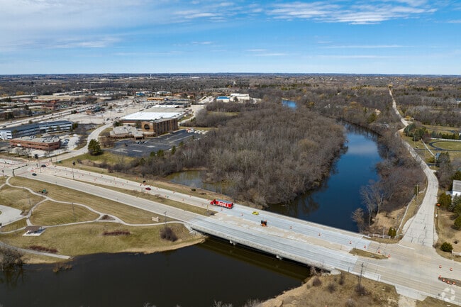 Milwaukee River Brown Deer Neighborhood