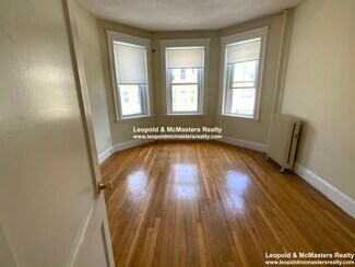 225 Kelton St, Boston, MA 02134