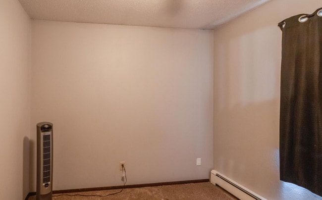 333 W Ingals Ave unit 331, Bismarck, ND 58504 - photo 7