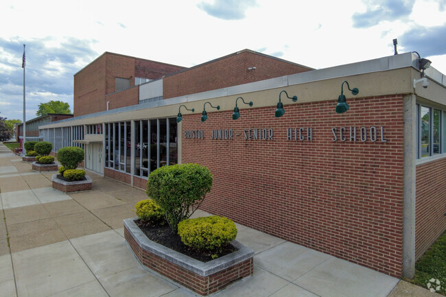 Alternate Photo of the Bristol Junior - Senior High School in Bristol.