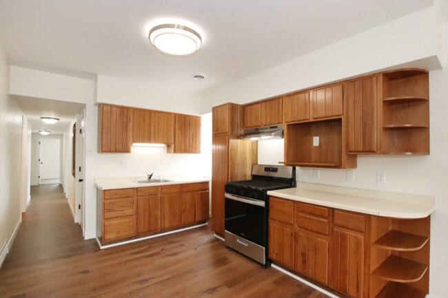 14.5 Fond du Lac St, Waupun, WI 53963 - photo 3