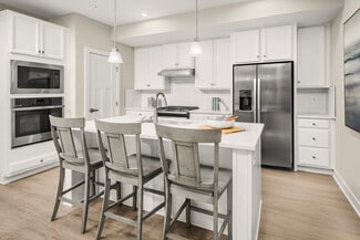 14536 George Carter Way Unit 36229205, Chantilly, VA 20151