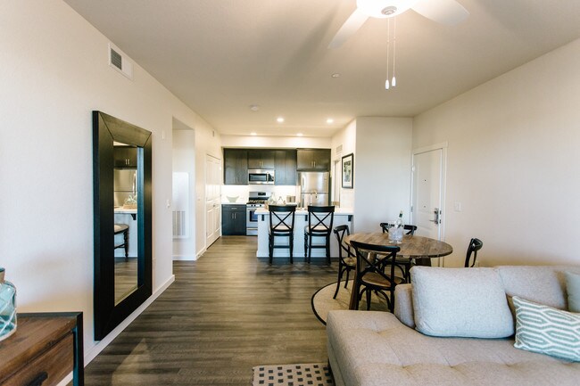 Garnet Creek, Rocklin, CA 95677 - photo 3