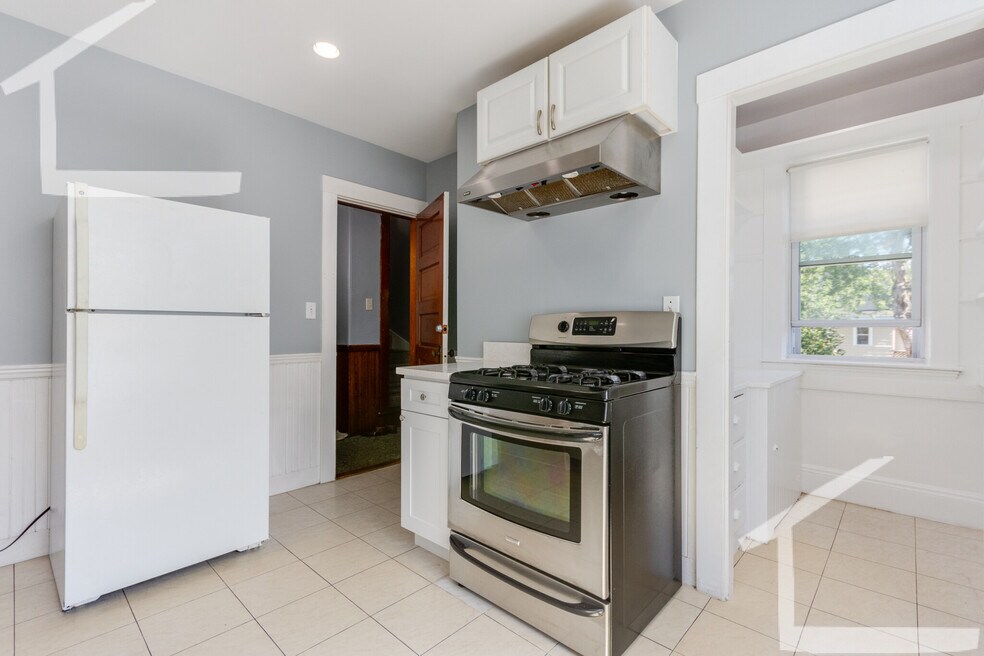 17 Champney St unit 2, Boston, MA 02135 - photo 1