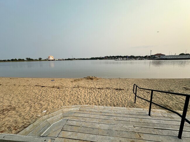 44 Tuttle St unit 1, Dorchester, MA 02125 - photo 6