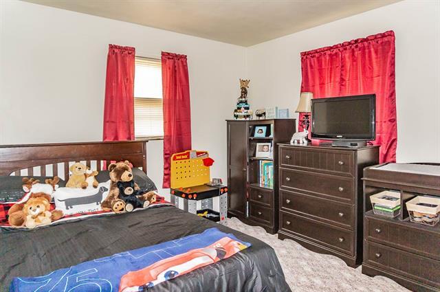 613 E Washington St unit 613, New London, WI 54961 - photo 7