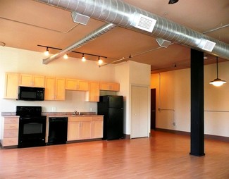 2300 University Ave, Des Moines, IA 50317