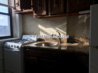 17-19-19 Washington St Unit 515, Malden, MA 02148
