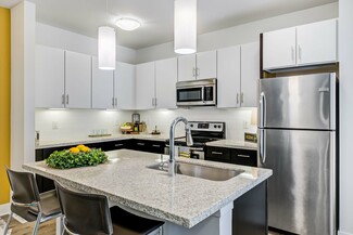152 E New York St, Indianapolis, IN 46204