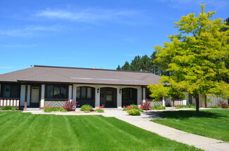 511 E 3rd St, Gaylord, MI 49735