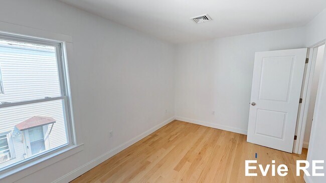 44 Hano St unit 44, Boston, MA 02134 - photo 5