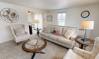 512 N 10th St Unit ID1270853P, De Pere, WI 54115