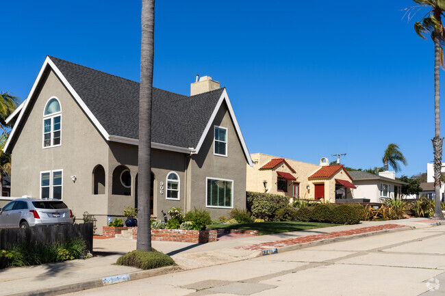 There are a variety of homes throughout Downtown Oceanside.