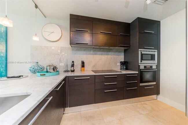 900 Biscayne Blvd unit 2909, Miami, FL 33132 - photo 5