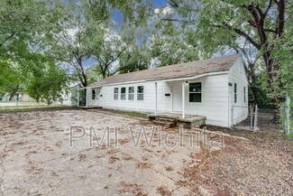 4311 E Lincoln St, Wichita, KS 67218