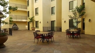 6938 Laurel Canyon Blvd Unit 2, Los Angeles, CA 91605