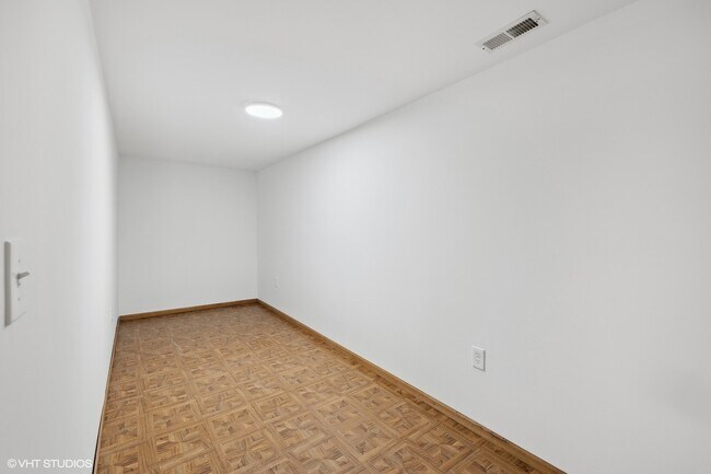 8152 Daniel Dr, Justice, IL 60458 - photo 6