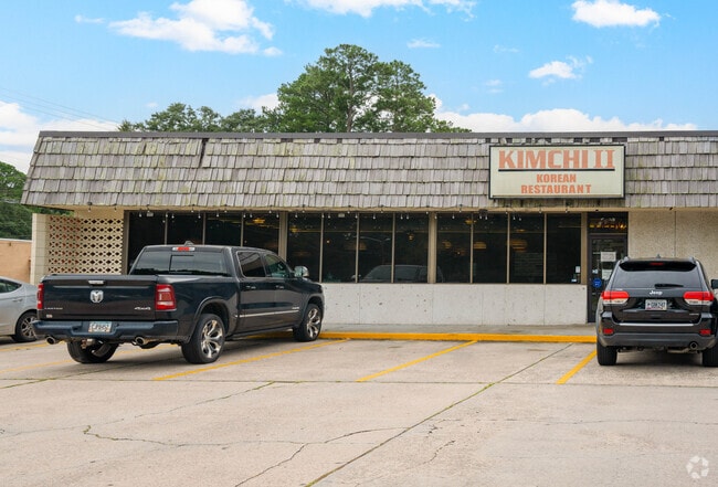 Kimchi Il is a top-rated Oakhurst restaurant with a Korean-focused menu.