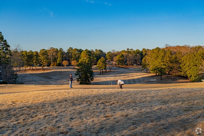 Henderson Country Club is a private club featuring an 18-hole golf course available to Henderson area residents.