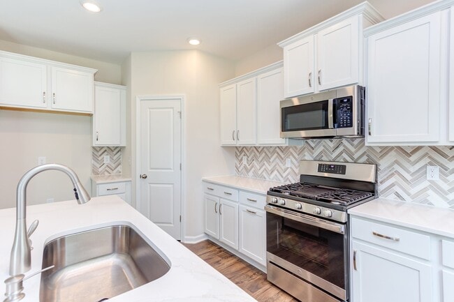 37 Baird Cove Ln, Angier, NC 27501 - photo 6