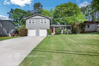 2737 Knollview Dr, Decatur, GA 30034