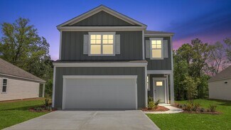 369 Willows Crescent Dr, Moncks Corner, SC 29461