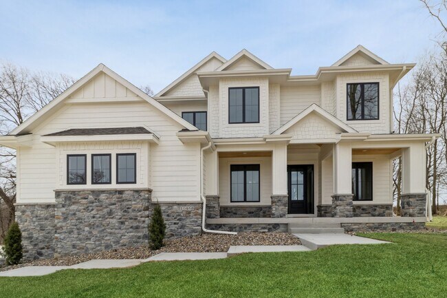 17815 Goodman Dr unit 36748056, Urbandale, IA 50323 - photo 2