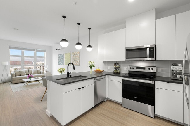 The Olivia, Portland, OR 97239 - photo 7